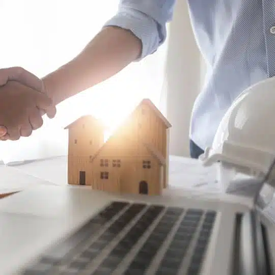 Responsive websites for builders showcasing recent projects