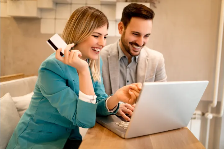 Web Design Image Consumers choosing to Buy Kiwi and shop locally